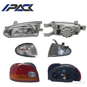 Para Hyundai Accent 1996-1997 4D Faro Delantero, Luz Trasera y de Esquina 92102-22010 92302-22010 92402-22010 221-1108 221-1508 221-1903 - Product Image 1