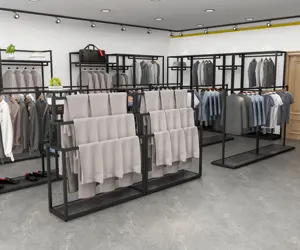 YIHE Customized Interior Design Moda Retail Clothing Rack Loja de Roupas Autoportante Garment Rack Para Prateleiras Inferiores