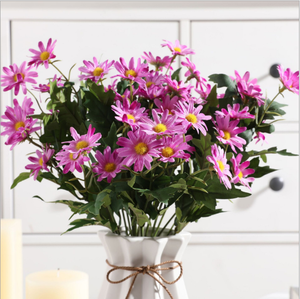 Fabbrica che vende direttamente <span class=keywords><strong>fiori</strong></span> <span class=keywords><strong>margherita</strong></span> artificiali di seta a 9 teste fatti a mano materiale in tessuto profumato e morbido - Product Image 5