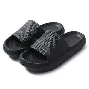 Chaussures de Douche Eva Plate-Forme Confortable Maison Slide Pantoufles Plage Pantoufles à Semelles Épaisses pour Femmes Usine Été Vente en Gros