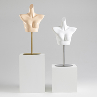 Mannequin de lingerie féminin en PP, buste féminin portant des sous-vêtements, design de mode personnalisé