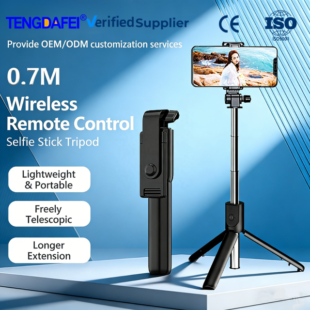 Foldable Telescopic Tripod Selfie Stick with for Remote Control & Fill Light ABS Material for Outdoor Photography Vlogging