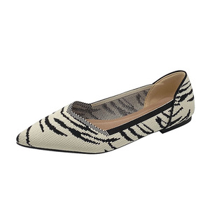 Dames Patchwork Fly Brei Loafers Zachte Zool Puntige Teen Slip-On Platte Schoenen Met Anti-Slip Functie Voor De Zomer Herfst Lente
