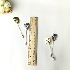 เข็มกลัดยิ้มสำหรับเสื้อสเวตเตอร์ของผู้หญิงและชุดสูทสำหรับผู้ชายขายส่งใบหน้าเศร้าที่ปรับแต่งได้ - Product Image 3