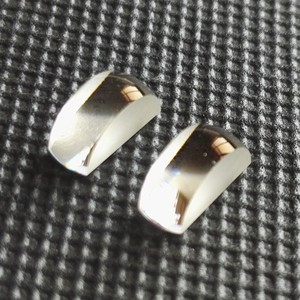 منشورات بصرية عالية الدقة مخصصة من الزجاج BK7 والسيليكا المنصهرة بزاوية قائمة مع طلاء مضاد للانعكاس، منشور كريستال كوارتز بزاوية 90 درجة - Product Image 6