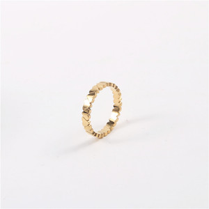 Impermeabile 18K PVD oro placcato in acciaio inossidabile anello cuore più vicino Non appannato Index anelli semplici moda nocche anelli - Product Image 1