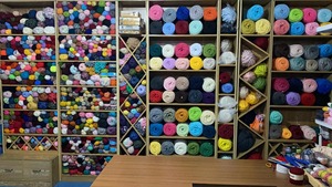Sac à main au crochet en fil de t-shirt Heny, fil fantaisie super doux, 100 % coton recyclé, idéal pour le tricot à la main pour adultes - Product Image 6