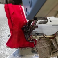 Machine à coudre à point plat motorisée professionnelle à grande vitesse Pegasus W500pc pour tissus extensibles en maille, usage domestique et industriel