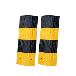 Venta caliente Suministro de fábrica Road Yellow Black Safety Delineator Humps Bump <span class=keywords><strong>Reductor</strong></span> de <span class=keywords><strong>velocidad</strong></span> de goma Hump Speed Reducer - Product Image 5