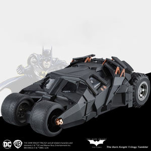 Licenza genuina di alta qualità <span class=keywords><strong>1</strong></span>:18 Dark Knight Trilogy Batmobile modellino di auto a forma di coda Spray Design unico regalo per adulti - Product Image 1