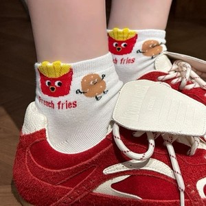 Calcetines tobilleros para mujer, diseño de dibujos animados de papas fritas blancas, estilo deportivo que absorbe el sudor, talla juvenil - Product Image 1