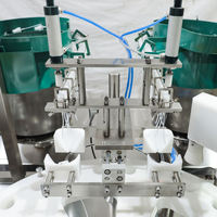 Ligne de production de capsulage de parfum de seau de maquillage de jus Machine de remplissage de liquide de pulvérisation de poudre de bureau pour flacon automatique