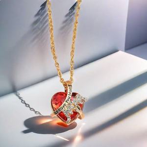 Collana con Gemma d'Amore per la Festa della Mamma, Bestseller E-commerce Transfrontaliero, Ciondolo Semplice e alla Moda 'Ti Amo Mamma' - Product Image 4