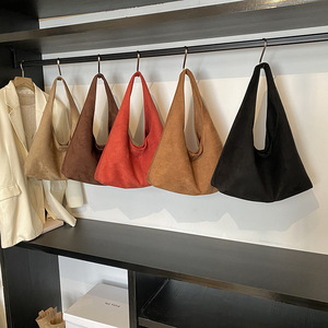 Wholesale Soft Suede <strong>Shoulder</strong> <strong>Bag</strong> Elegant PU Suede Handbag <strong>Slouchy</strong> Tote <strong>Bag</strong> OEM Vintage Chamois Leather Hobo <strong>Bags</strong> for Women - Product Image 6