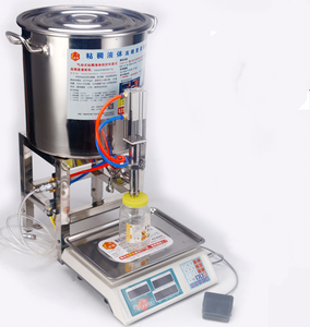 Máquina de Llenado y Envasado Semiautomática Yunqingtech para Champú, Bebidas, Miel y Pastas - Product Image 4