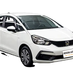 ฮอนด้า ฟิต 1.5 ลิตร CVT รุ่นสปอร์ต 5 ประตู แฮทช์แบ็ก พวงมาลัยซ้าย ยูโร 6 100-150 แรงม้า แรงบิด 100-200 นิวตันเมตร สีดำ กระจกหลังแบบซันรูฟ กล้องมองหลัง - Product Image 1