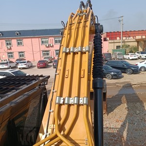 Excavadora Sany 485H de 48 toneladas, usada, para trabajos pesados de excavación en proyectos de minería y construcción. - Product Image 4