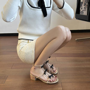 Sandalias de tacón medio con lazo de champán y punta abierta de piel sintética para mujer, estilo hebilla de una pieza, para verano, primavera y otoño - Product Image 3