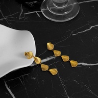 Anting-anting gantung kerang laut berlapis emas stainless steel multi-tier, panjang, model bertingkat, perhiasan pantai musim panas, pesanan pabrik.