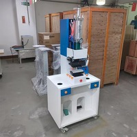 Machine de poinçonnage automatique de haute précision pour cuir, idéale pour la fabrication de trous pour œillets sur les empeignes de chaussures