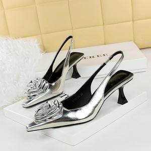 Zapatos de tacón fino plateados con lazo y correa de hebilla para mujer, estilo Mary Jane, con aumento de altura, ideales para el verano. - Product Image 1