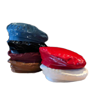 Boina de Invierno para Mujer, de Cuero PU Sólido, Estilo Francés, Color Negro, con Bordado a Mano, Diseño Liso para Fiestas Casuales - Product Image 1