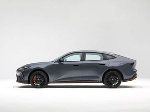 Changan UNI-V, berline électrique au design élégant, intérieur lumineux, sièges en cuir, fonctionnalités de sécurité avancées, performances optimales, turbo - Product Image 2