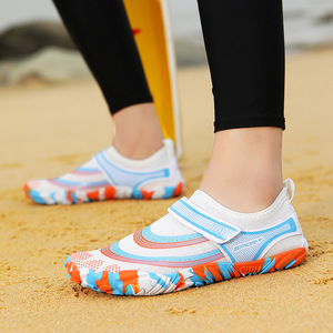 Chaussures aquatiques professionnelles pieds nus à séchage rapide pour hommes et femmes, antidérapantes et respirantes pour la plage, le surf, la plongée et la pêche - Product Image 2