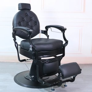 Sillón de Barbería de Estilo Antiguo en Cuero Negro y Dorado con Botones, Base Redonda con Bomba Hidráulica, Silla de Peluquería en Venta - Product Image 2