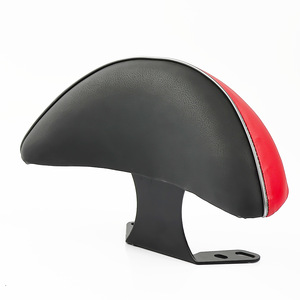 Appuie-dos de moto Xunying Liying Leitingwang en cuir noir et rouge ABS, installation facile pour scooters électriques - Product Image 1