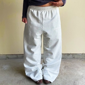 Pantalon de survêtement ample et large en coton épais 100 % avec logo personnalisé - Product Image 1