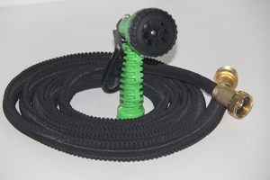 Ensemble de <span class=keywords><strong>tuyau</strong></span> <span class=keywords><strong>d</strong></span>'<span class=keywords><strong>arrosage</strong></span> <span class=keywords><strong>extensible</strong></span> multifonction de 50 pieds avec <span class=keywords><strong>pistolet</strong></span> à haute pression <span class=keywords><strong>pour</strong></span> l'<span class=keywords><strong>arrosage</strong></span> et le lavage de voitures - Product Image 2