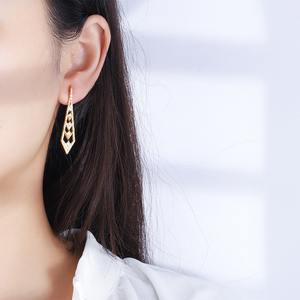 Boucles d'oreilles pendantes en zircon cubique plaqué or 18K, bijoux pour mariage, fête de demoiselle d'honneur, nouvelle collection - Product Image 4
