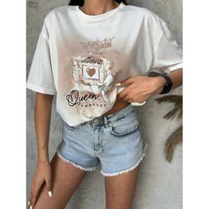 Camiseta Básica Estampada Queen para Mujer, 100% Algodón Jersey, Manga Regular, Transpirable, Impresión por Transferencia de Calor - Product Image 5