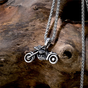 yunnique Stainless Steel Motorcycle Pendant Necklace <b>60cm</b> Unisex Fashion Jewelry Geometric Design Street Style Accessory - Product Image 2