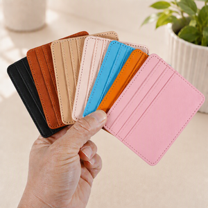 Dompet Kartu Kredit PU Tipis untuk Bisnis Sehari-hari 4 Slot Warna Solid Kulit Tempat Kartu Bank Logo Kustom Hadiah Promosi - Product Image 1