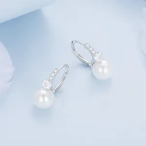 Fashion Jewelry S925 Silver Setting CZ Quality Shell Pearl Plated Platinum Shell Earrings