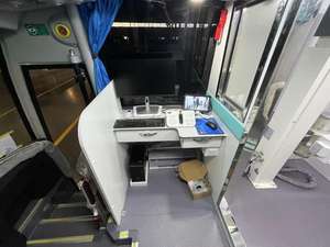 Unité d'examen mobile sur bus, véhicule médical préhospitalier, lit d'examen gynécologique avec radiographie et échographie - Product Image 4