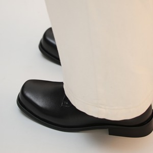 รองเท้าสไตล์เกาหลีแบบใหม่ของอังกฤษ สำหรับฤดูร้อนและฤดูใบไม้ผลิ เหมาะสำหรับใส่ทำงาน หัวแหลม มีเชือกผูก ระบายอากาศได้ดี น้ำหนักเบา พื้นยางกันลื่น - Product Image 2