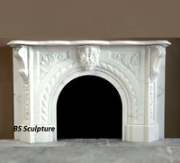 Cheminée en marbre blanc de style français, entièrement sculptée à la main, pour villa