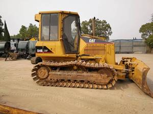 Бульдозер/Экскаватор <span class=keywords><strong>CAT</strong></span> D4G 2006 года, 8260 кг, мощность 60 кВт, объем отваловки 2 м³ - Product Image 4