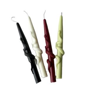 Velas al por mayor <span class=keywords><strong>con</strong></span> forma de serpiente 3D para Navidad y Halloween, velas largas de cera de soja perfumada de primera calidad para decoración de fiestas, ambiente espeluznante - Product Image 1