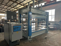 Machine automatique de fabrication de panneaux en plastique recyclé, ligne de production de presse hydraulique à chaud pour le recyclage des déchets plastiques