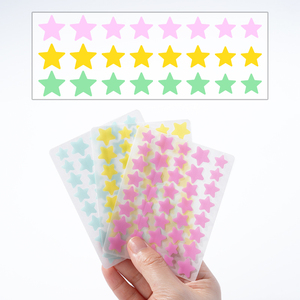 Venta al por mayor en forma de corazón hidrocoloide acné espinillas parches estrella Color para cara hidratante cúrcuma maquillaje cubierta punto colorido - Product Image 3