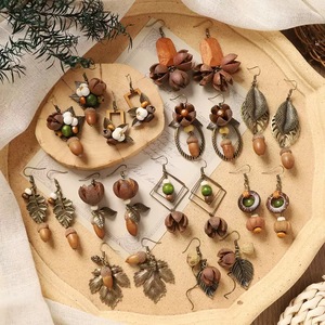 Kit de matériaux DIY pour poupée mignonne en forme de coquille de fruit ou de gousse de haricot, cadeau fait main, pendentif en rotin pratique pour breloque de voiture ou pour sac - Product Image 6