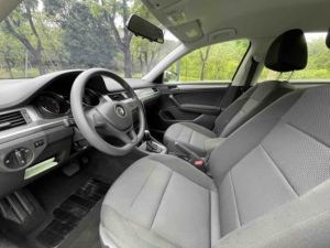 Affidabile Usato per Bora 2017 1.6L Automatico Berlina, Auto Familiare Compatta a Basso Consumo, Sospensioni Confortevoli, Guida a Sinistra - Product Image 3