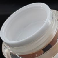Emballages cosmétiques haut de gamme en acrylique/PS, pots et flacons pour crème (0,2 oz-2 oz) - Finition givrée sérigraphiée, ouverture manuelle
