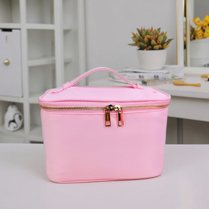 Hot Bán Nylon Không Thấm Nước Trang Điểm Trường Hợp Với Xử Lý Cá Nhân Thư Các Bản Vá Lỗi Cô Gái Vệ Sinh Cá Nhân Trang Điểm Kẹo Màu <span class=keywords><strong>Train</strong></span> Trường Hợp - Product Image 1