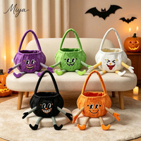 W01 Neue Fanny Cartoon 3D Kürbismann-Gesichtsdruck Plüschtaschen für Halloween-Geschenkkörbe Kinder-Halloween-Süßigkeitentaschen