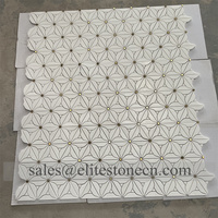 Mosaïque de pierre naturelle décorative pour la conception de murs de salle de bain, motif floral irrégulier, mosaïque de marbre